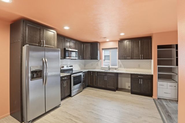 1023 W Montgomery Ave, Spokane, WA 99205