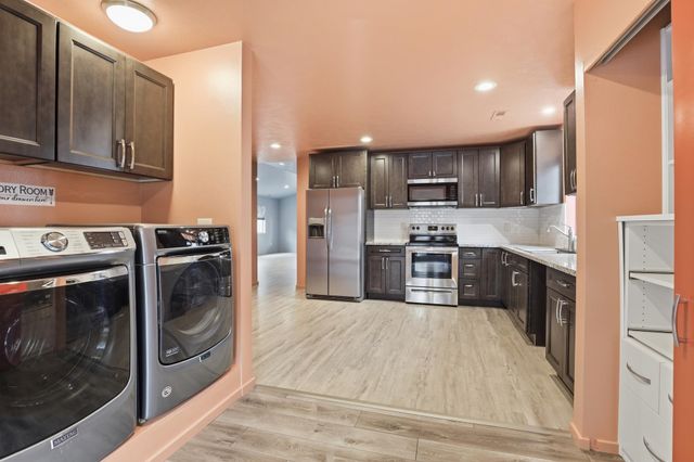 1023 W Montgomery Ave, Spokane, WA 99205