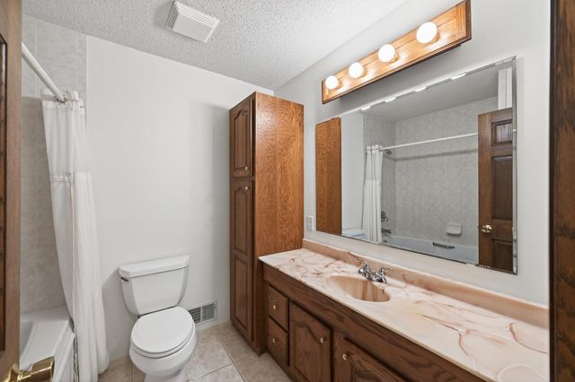 6840 Innsdale Avenue S, Cottage Grove, MN 55016