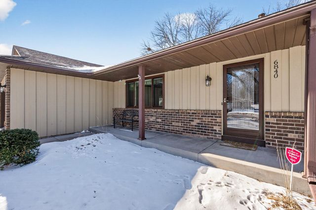 6840 Innsdale Avenue S, Cottage Grove, MN 55016
