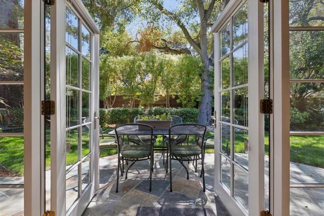 61 Lloyden Drive, Atherton, CA 94027