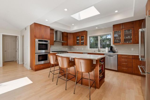 61 Lloyden Drive, Atherton, CA 94027