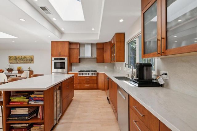 61 Lloyden Drive, Atherton, CA 94027