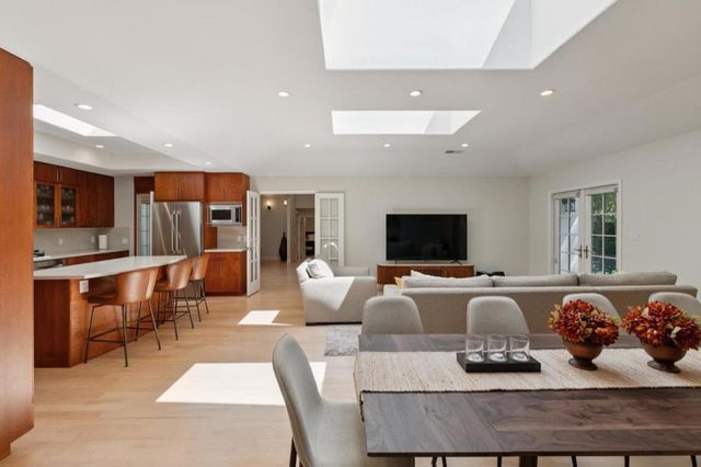 61 Lloyden Drive, Atherton, CA 94027