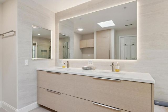 61 Lloyden Drive, Atherton, CA 94027
