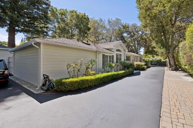 61 Lloyden Drive, Atherton, CA 94027