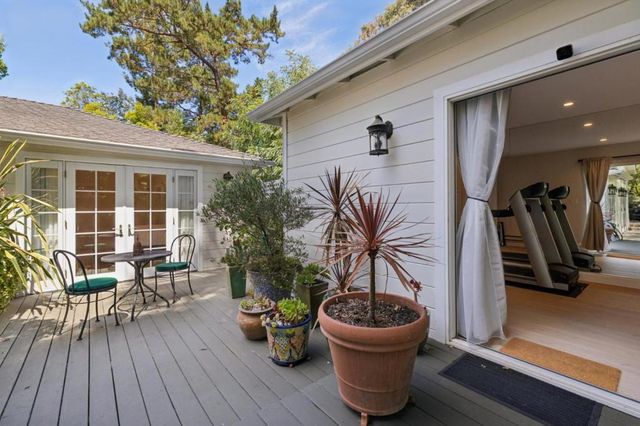 61 Lloyden Drive, Atherton, CA 94027
