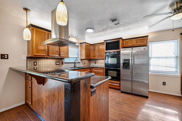 603 Littlewood Street, Baytown, TX 77521