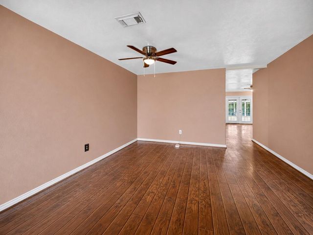 603 Littlewood Street, Baytown, TX 77521