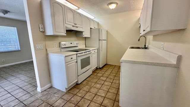 1443 NW 94th Way 1443, Coral Springs, FL 33071