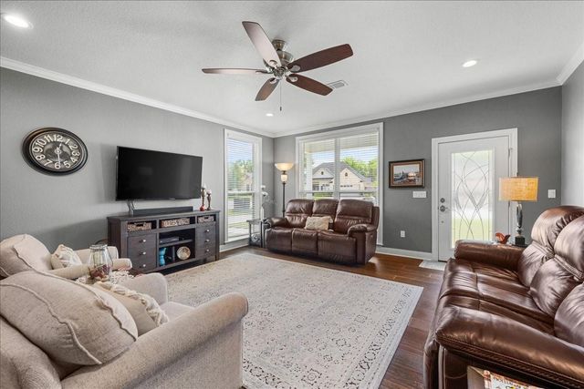 1207 Pecan Street, Brenham, TX 77833