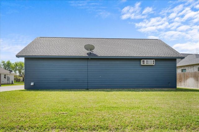 1207 Pecan Street, Brenham, TX 77833