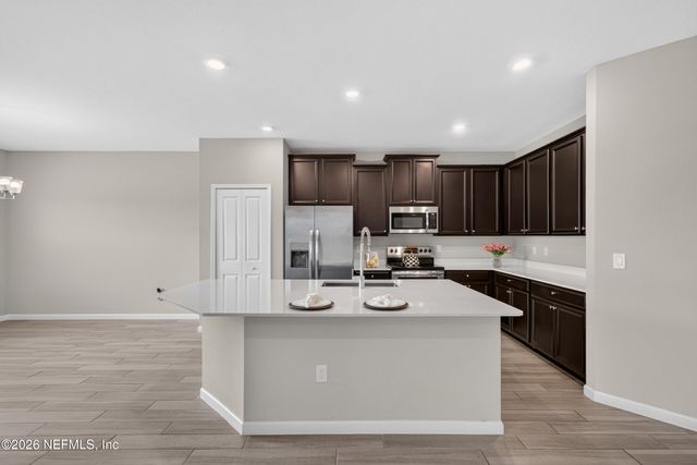 9960 LOVAGE Lane, Jacksonville, FL 32219