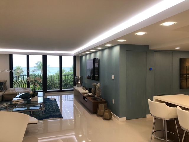 8877 Collins Ave 308, Surfside, FL 33154