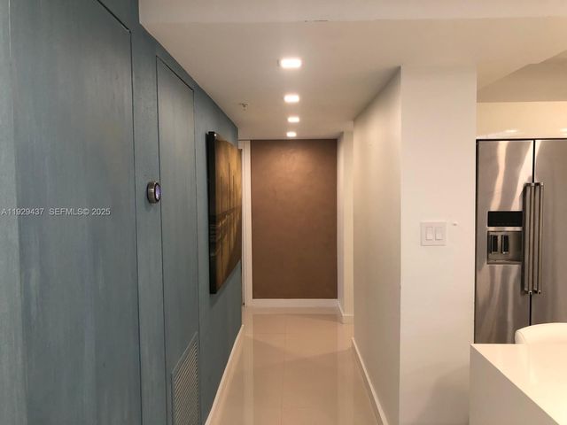 8877 Collins Ave 308, Surfside, FL 33154