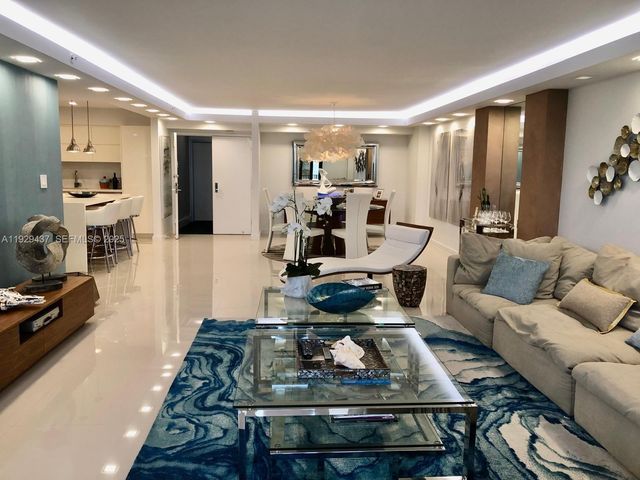 8877 Collins Ave 308, Surfside, FL 33154