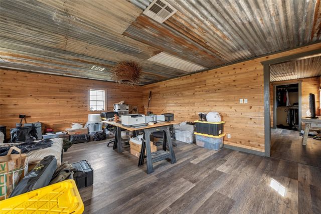 153 County Road 2139, Iredell, TX 76649