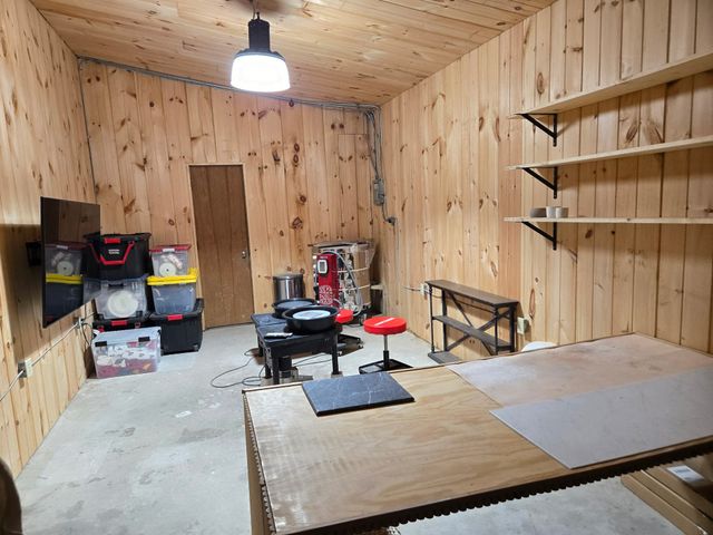 153 County Road 2139, Iredell, TX 76649