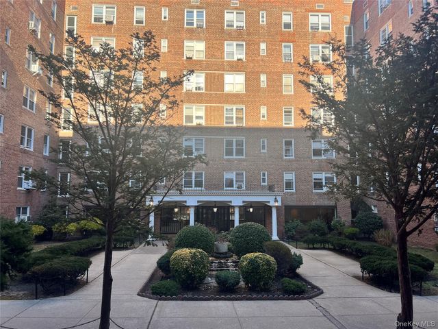 105-38 63rd Drive 5K, Forest Hills, NY 11375