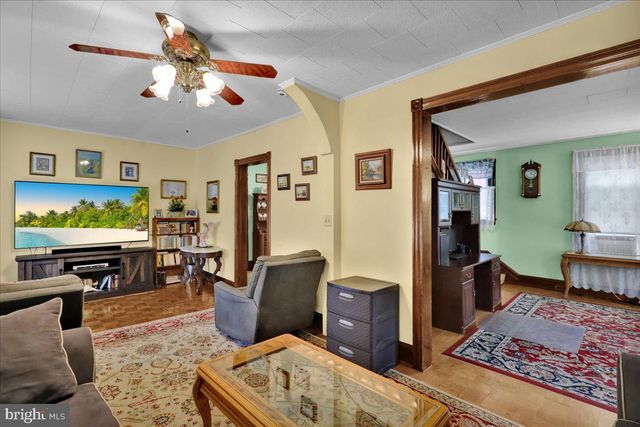433 EISENBROWN ST, Reading, PA 19605