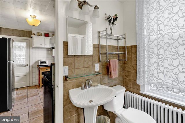 433 EISENBROWN ST, Reading, PA 19605