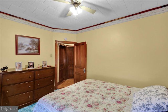 433 EISENBROWN ST, Reading, PA 19605