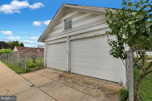 433 EISENBROWN ST, Reading, PA 19605