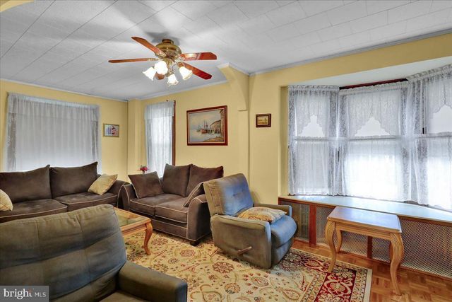 433 EISENBROWN ST, Reading, PA 19605