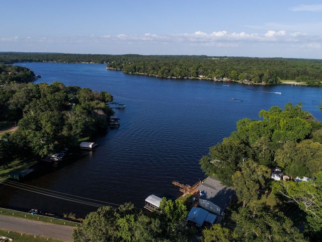 1062 Hickory Hills Drive, Murchison, TX 75778