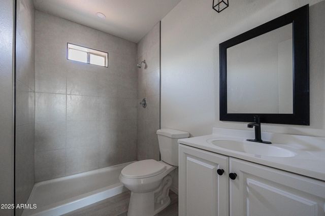 1915 N 26TH Place 6, Phoenix, AZ 85008