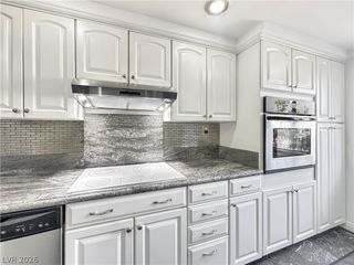 730 South Royal Crest Circle 424, Las Vegas, NV 89169