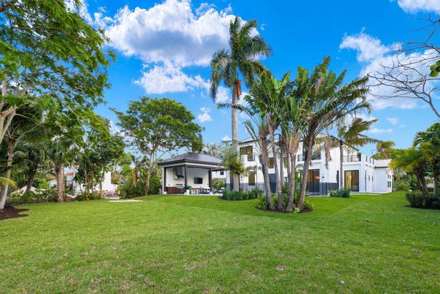 23 Coconut Lane, Ocean Ridge, FL 33435