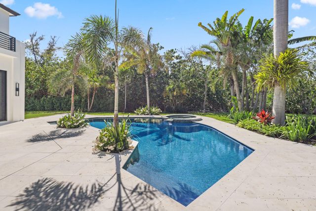 23 Coconut Lane, Ocean Ridge, FL 33435