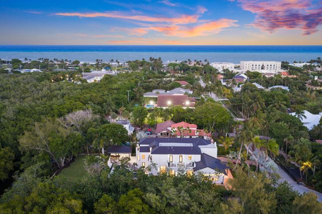23 Coconut Lane, Ocean Ridge, FL 33435