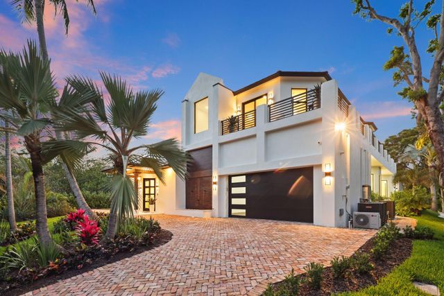 23 Coconut Lane, Ocean Ridge, FL 33435