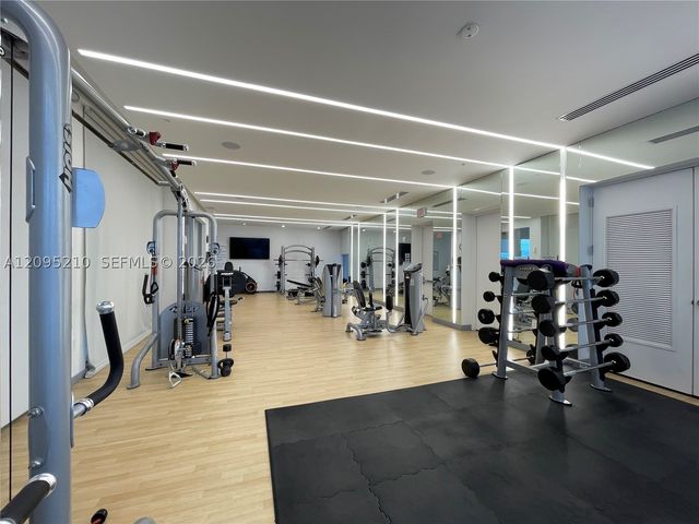 10225 NW 63rd Ter 103, Doral, FL 33178