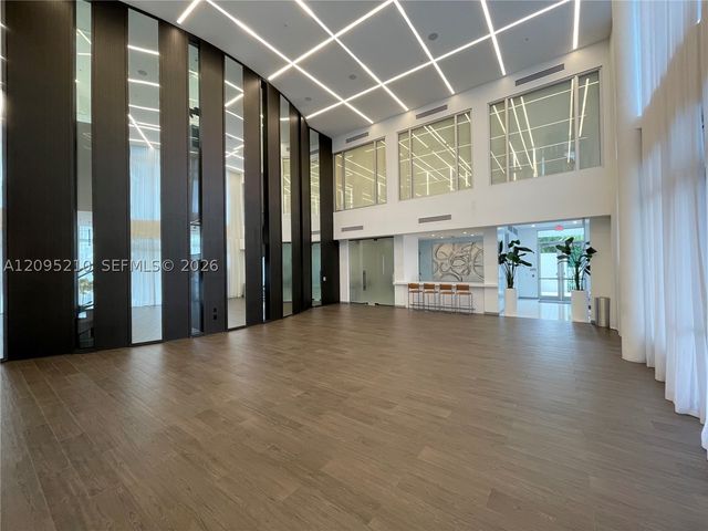 10225 NW 63rd Ter 103, Doral, FL 33178