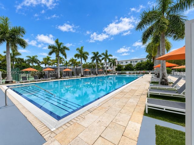 10225 NW 63rd Ter 103, Doral, FL 33178