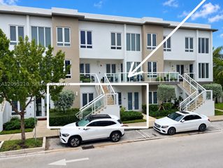 10225 NW 63rd Ter 103, Doral, FL 33178