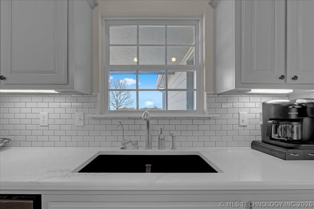 7107 E 150th Street North, Collinsville, OK 74021