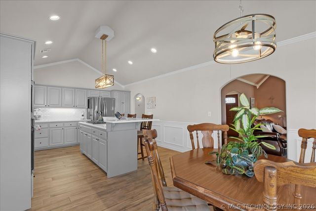 7107 E 150th Street North, Collinsville, OK 74021