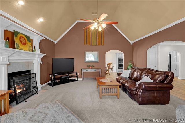 7107 E 150th Street North, Collinsville, OK 74021