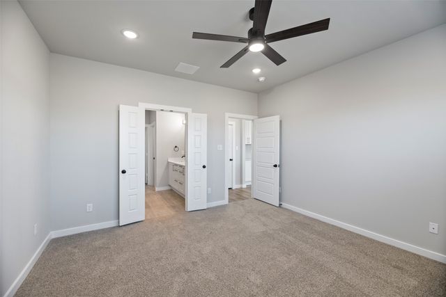 4009 Lecroy Court, Midlothian, TX 76065