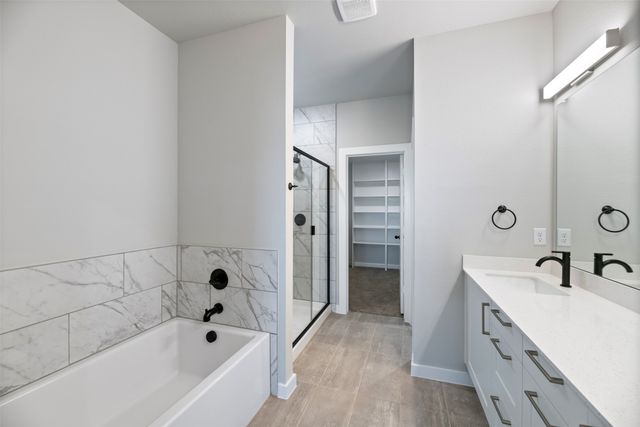 4009 Lecroy Court, Midlothian, TX 76065