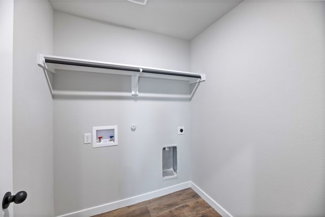 4009 Lecroy Court, Midlothian, TX 76065