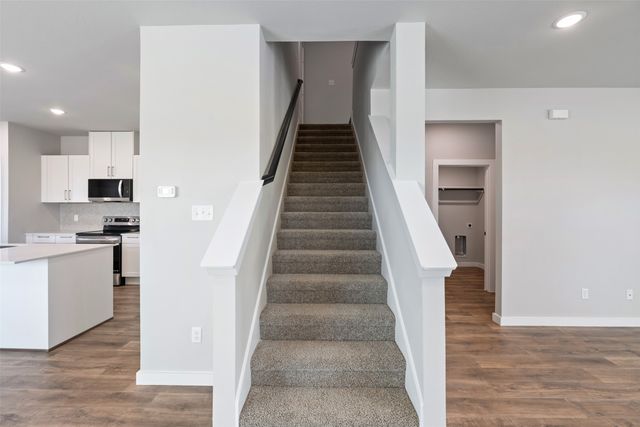 4009 Lecroy Court, Midlothian, TX 76065