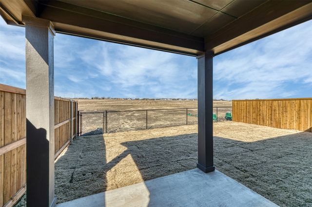 4009 Lecroy Court, Midlothian, TX 76065