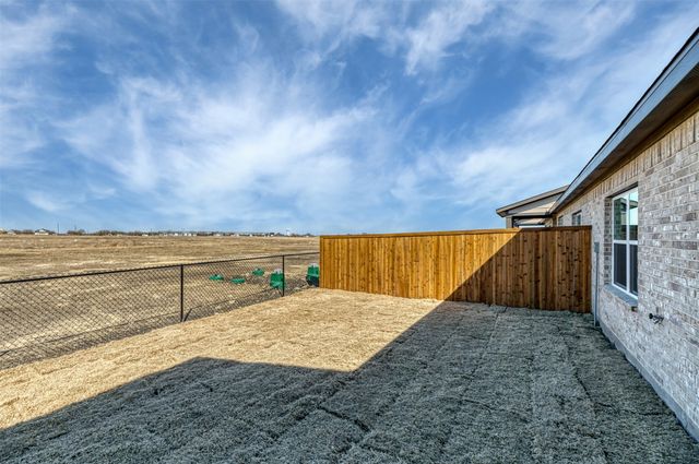 4009 Lecroy Court, Midlothian, TX 76065