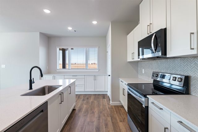 4009 Lecroy Court, Midlothian, TX 76065