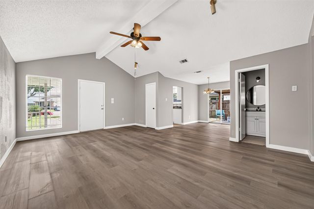 10814 Parkland Woods Drive, Sugar Land, TX 77498